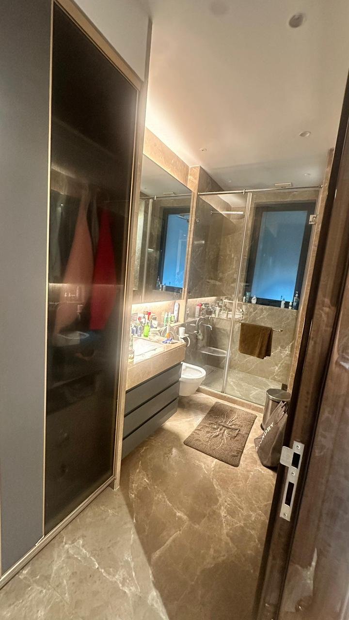 Builder Floor With Terrace Fully Furnished Available for rent in A-Block, DLF Phase-1